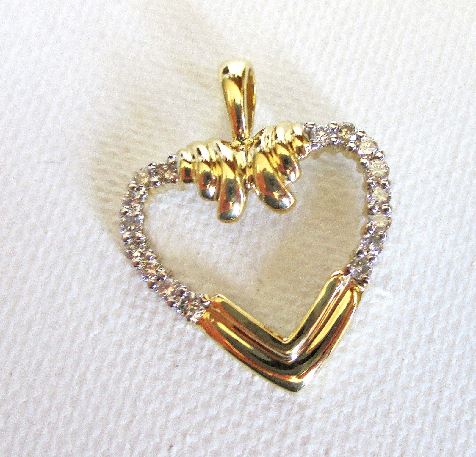14K Diamond Pendant