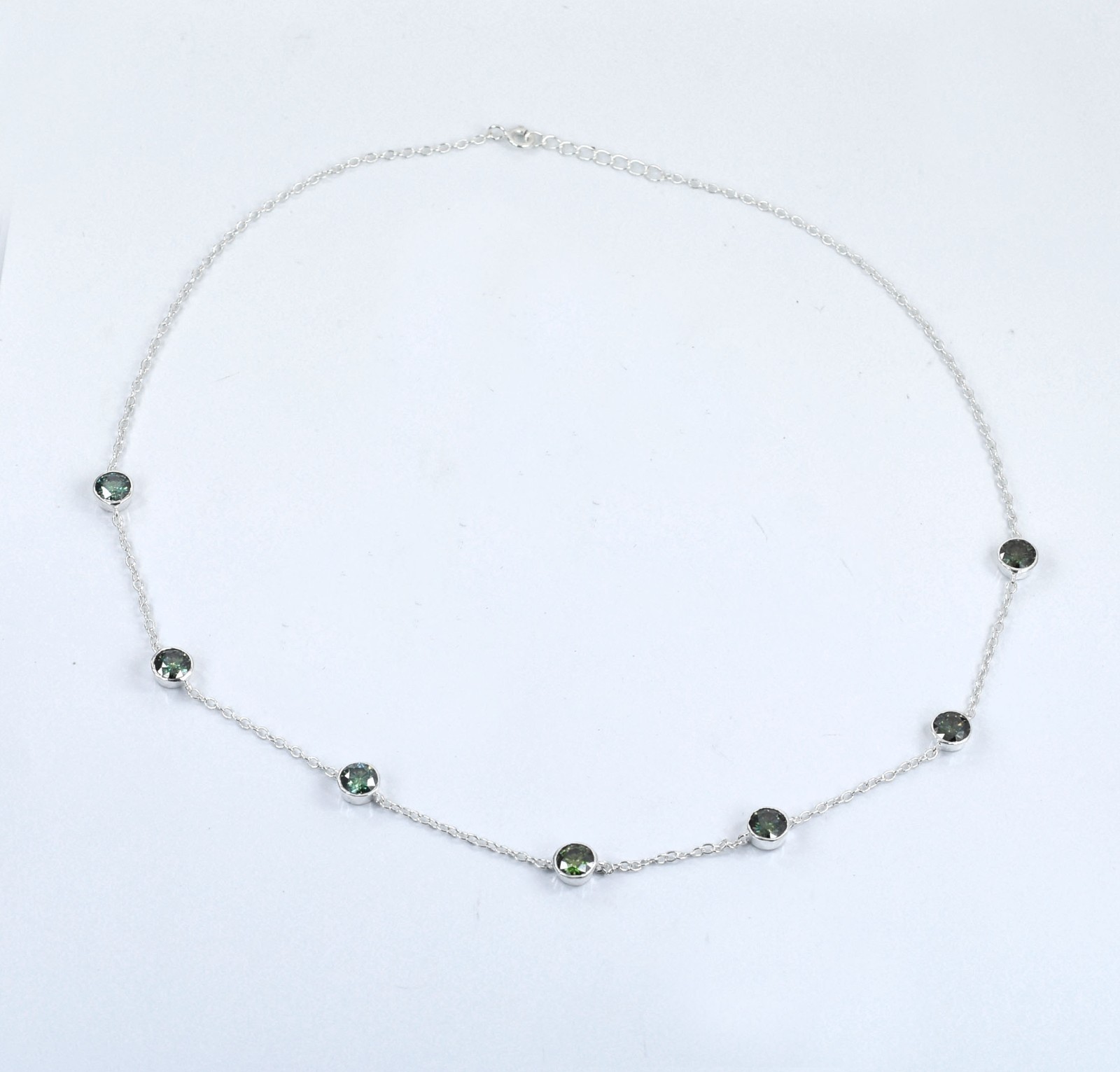 Lovely 3.50 Ct Certified Blue Diamond Necklace , Tariffs FREE & matching Studs.