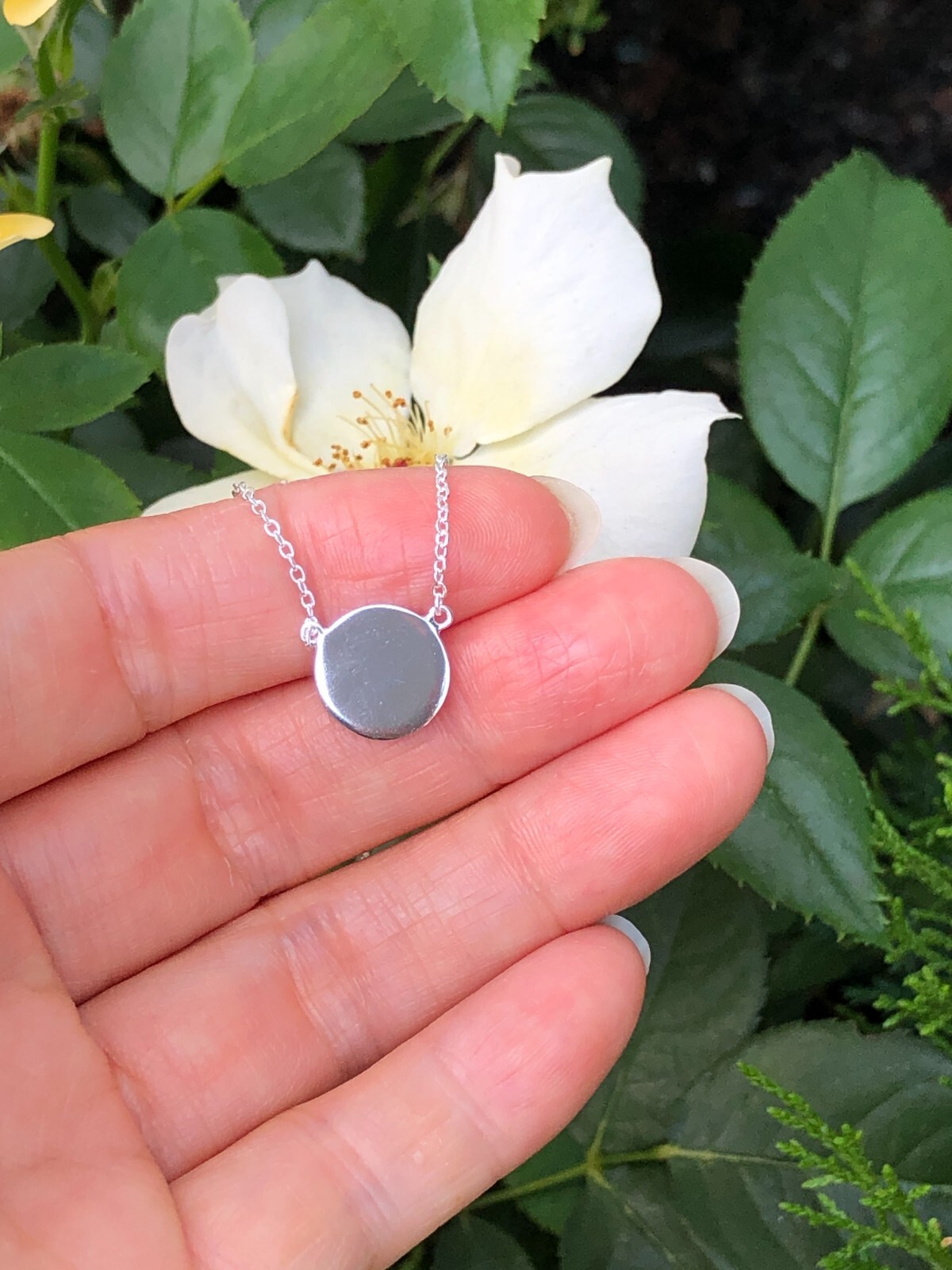 925 Sterling Silver Plain Disc Circle Pendant Necklace Tiny 10.8mm 17.25″ Women