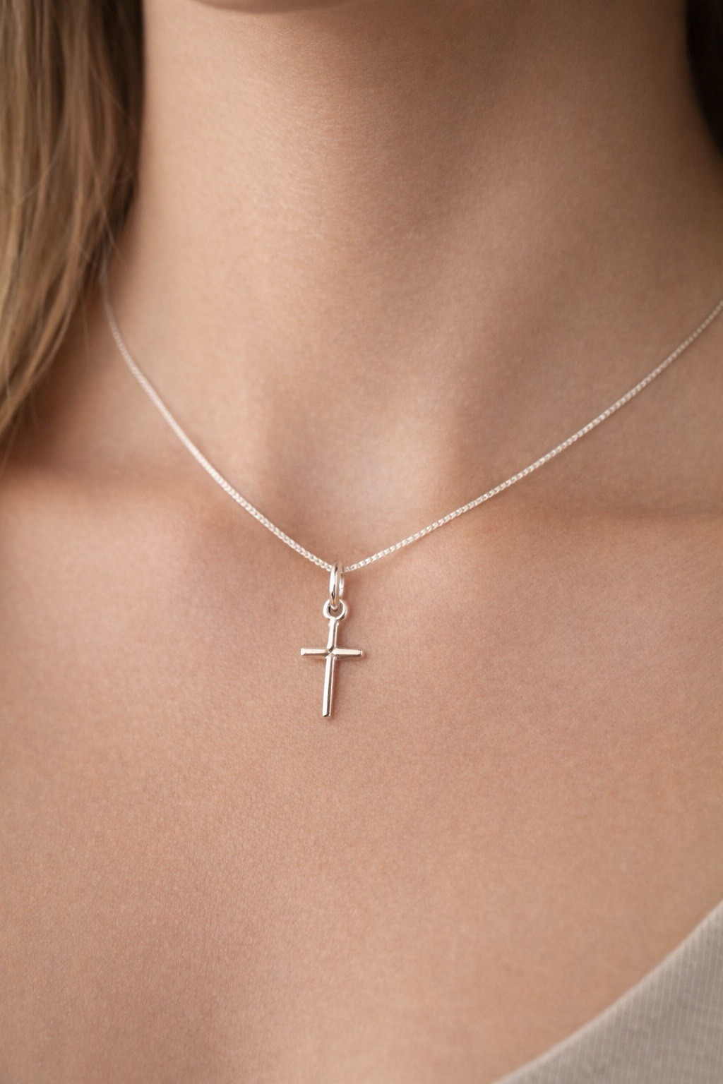 My BEST SELLER sterling silver small cross necklac on 16′ box chain