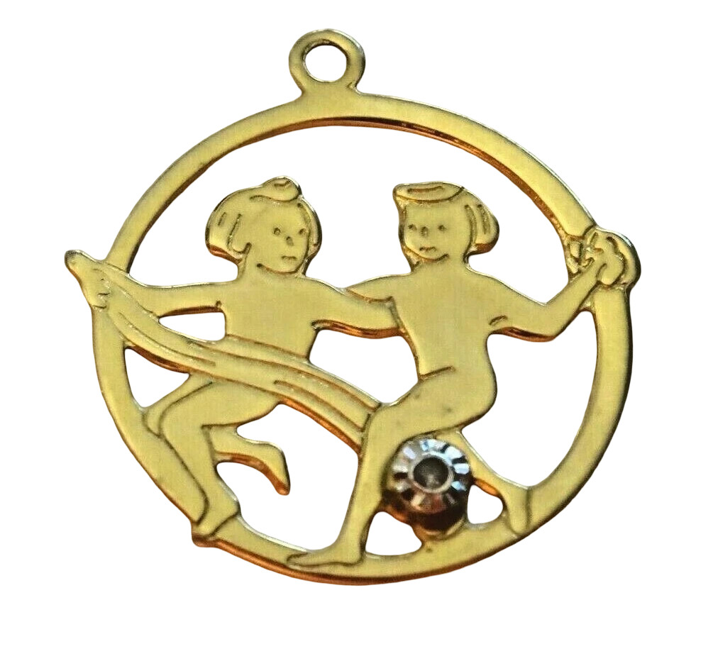 14K GOLD FILLED PENDANT ~ TWO CHILDREN WITHIN OVAL PENDANT WITH CLEAR STONE