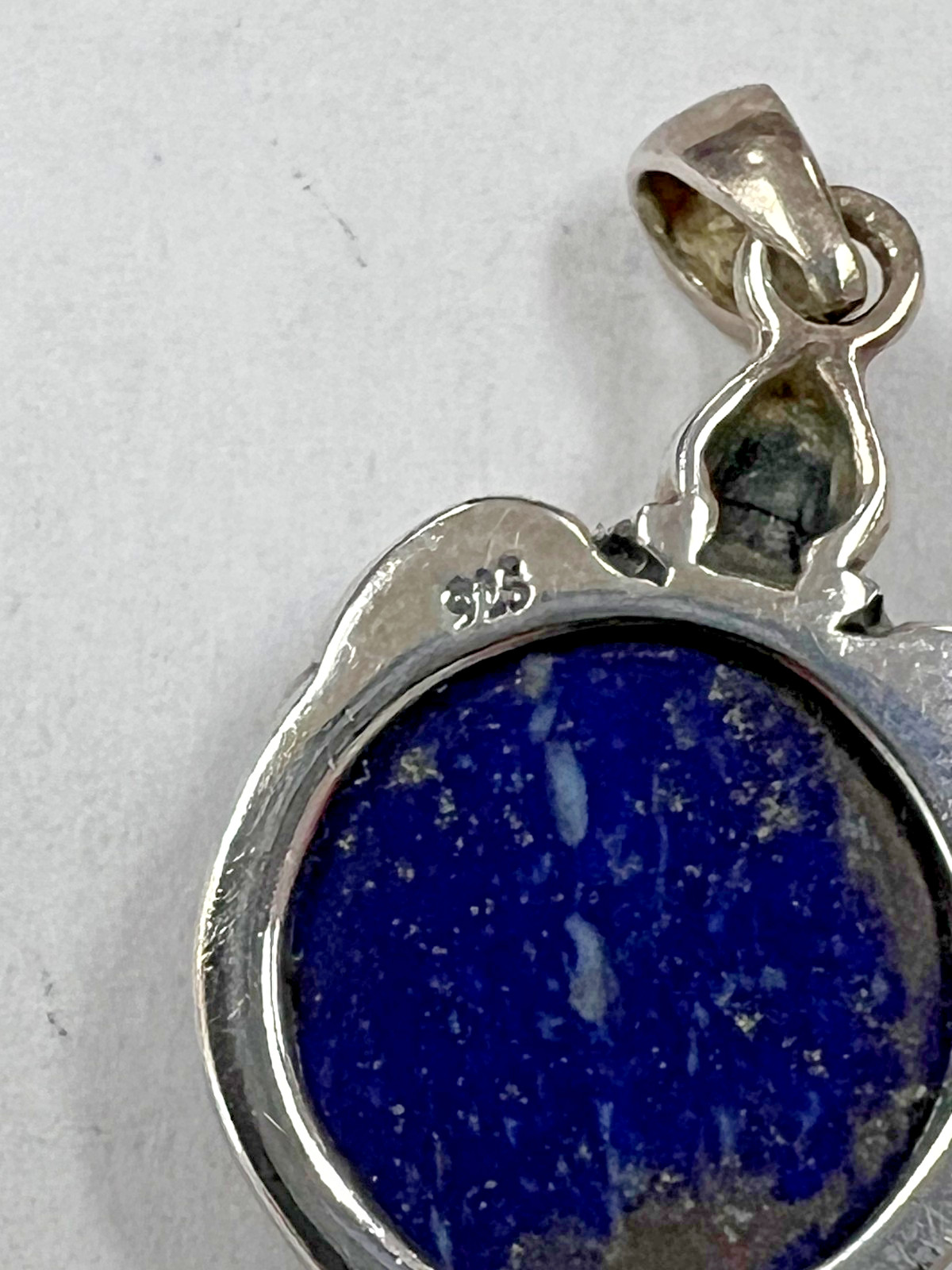 Unknown Designer Sterling Silver Drop Pendant with Royal Blue Stone [085DuW]
