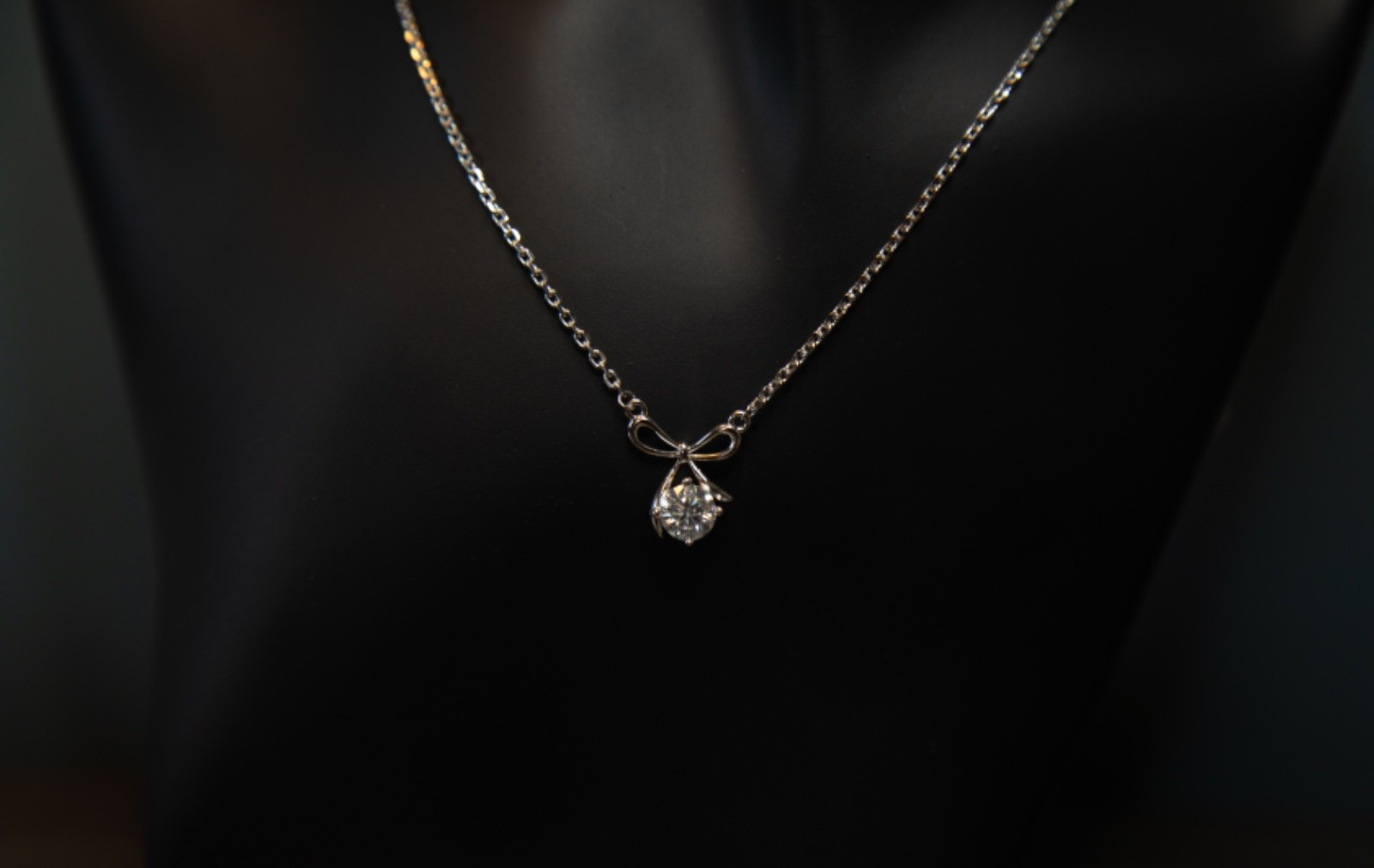 1.00 CTW Moissanite Necklace. 18K Gold-Plated. 75).