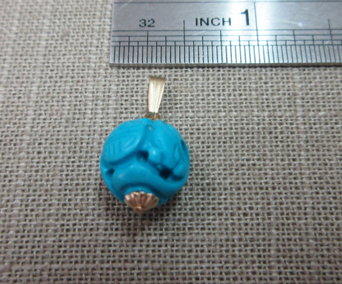 14K Yellow Gold Carved Longevity 12.65mm Real Turquoise Charm Pendant 2.6 Grams