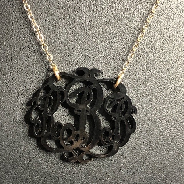 B2150 Black Acrylic Monogram Pendant Necklace 14/20 GF Chain Heart Charm