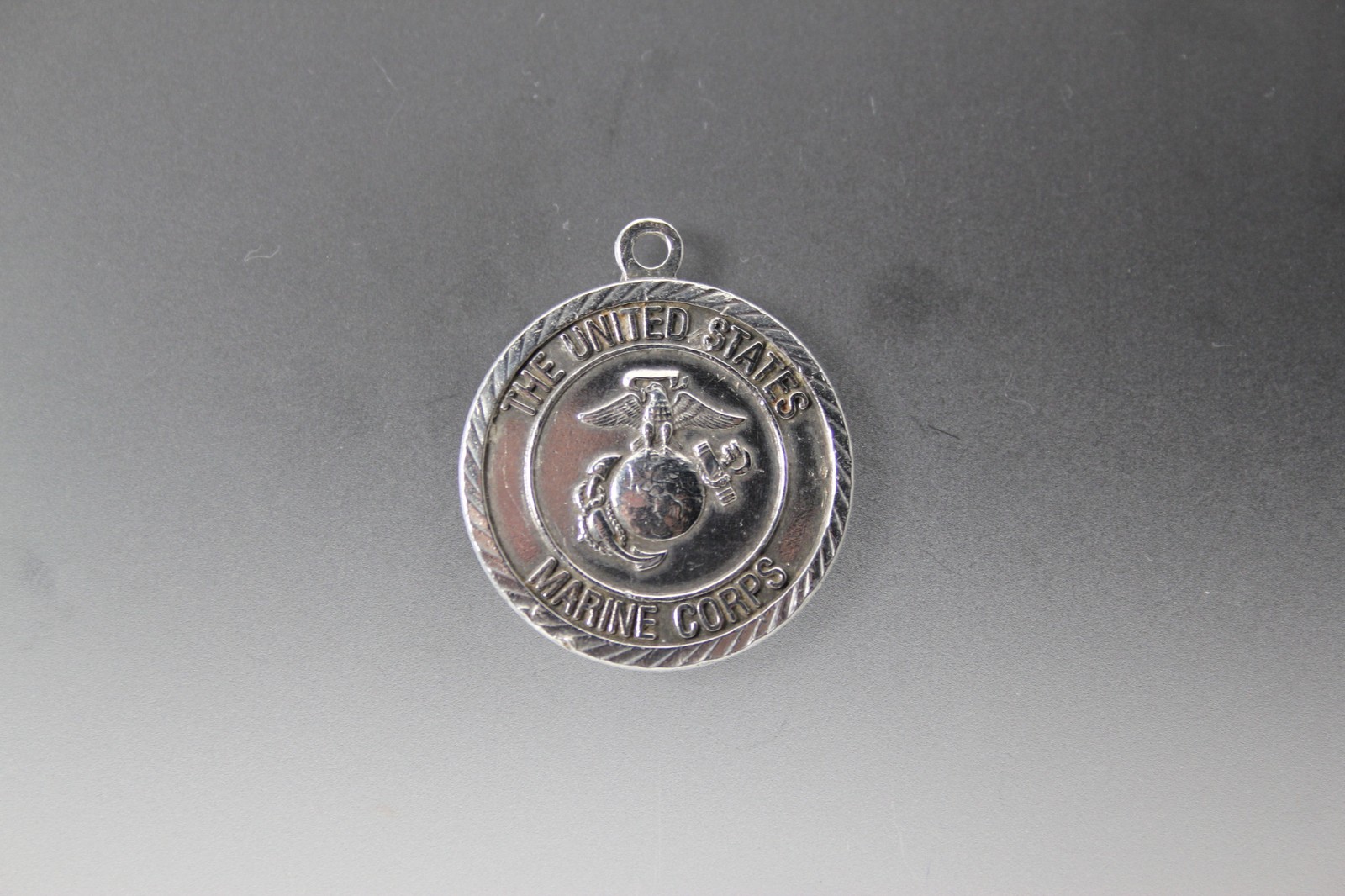 Sterling St.Michael Protect Me The USMC Round Charm Some Damage 9.4g (PEN10262)