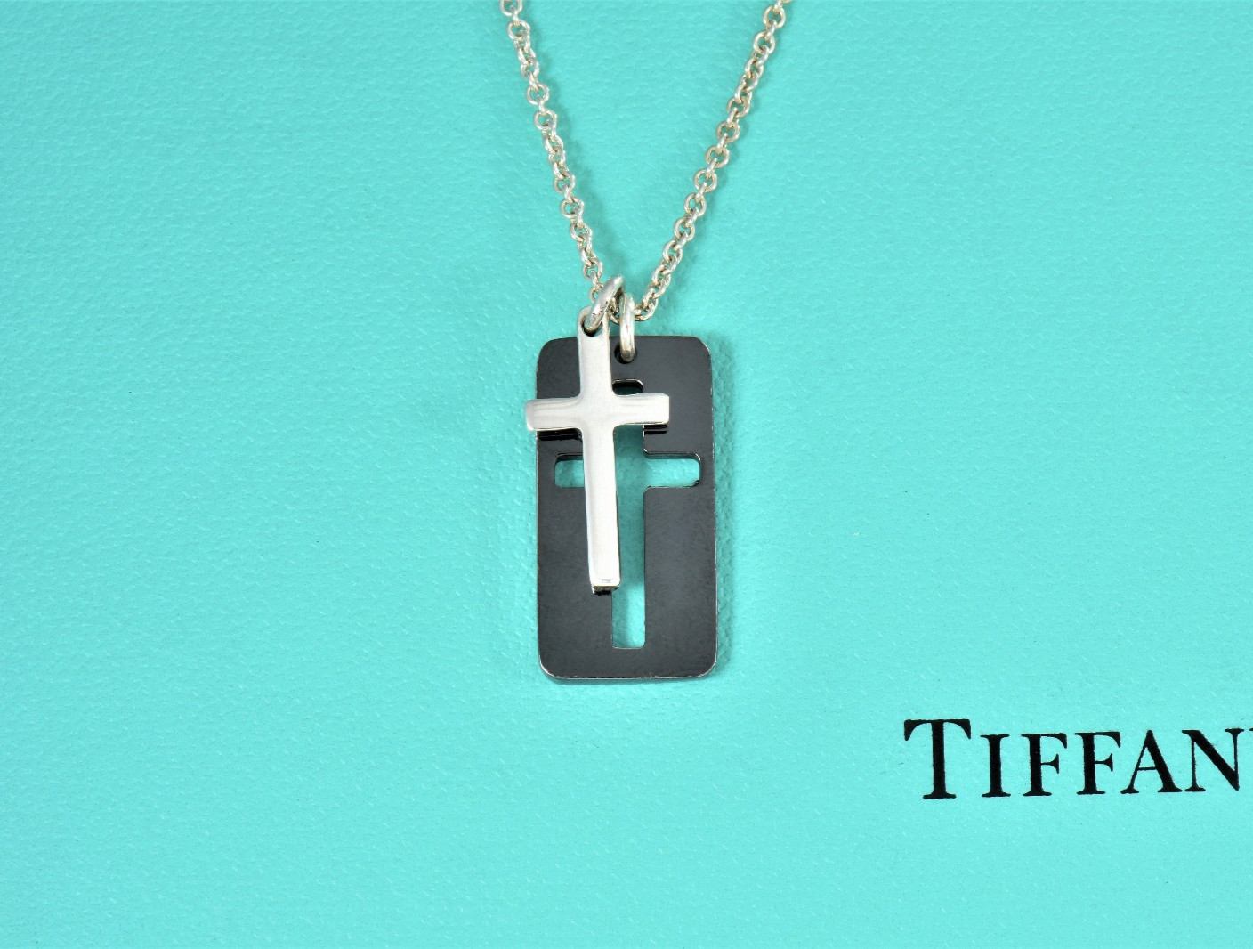 21″ Tiffany & Co Silver Black Titanium Cross Pendant Necklace in Pouch Rare Mens