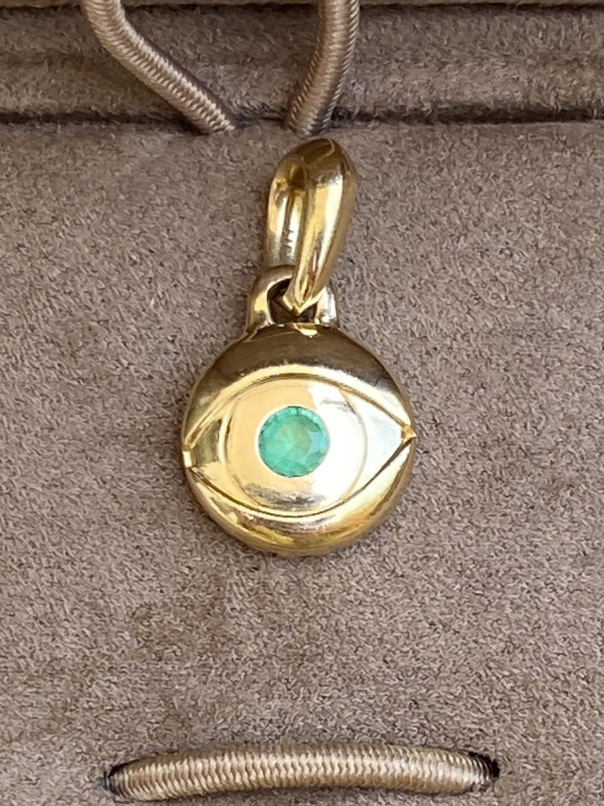David Yurman 18K Gold Emerald Evil Eye Pendant Amulet Enhancer $2100+