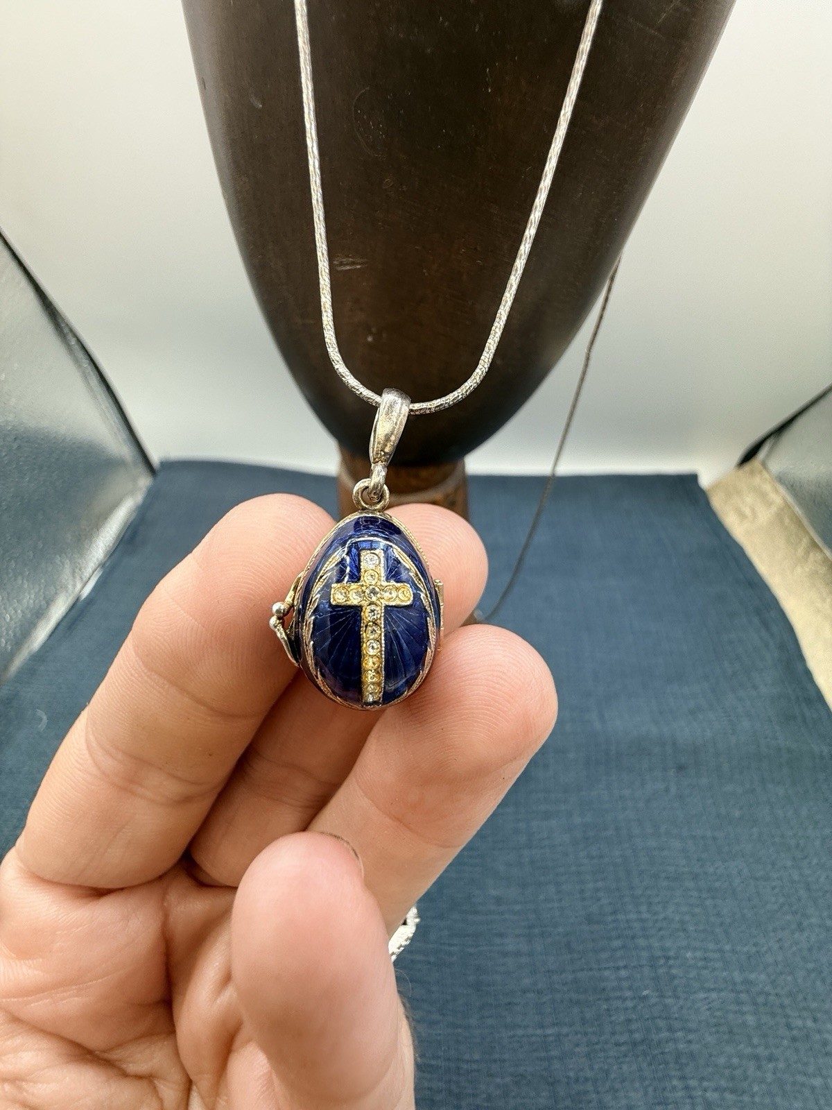 Vintage Sterling Silver Faberge Egg Blue Enamel W/ Angel Charm Pendant; Opens