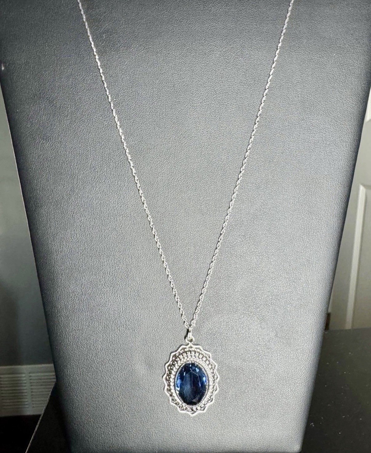Danecraft Sterling Silver 925 & Blue Topaz Rope Necklace Pendent 24 Inch 9.5 g