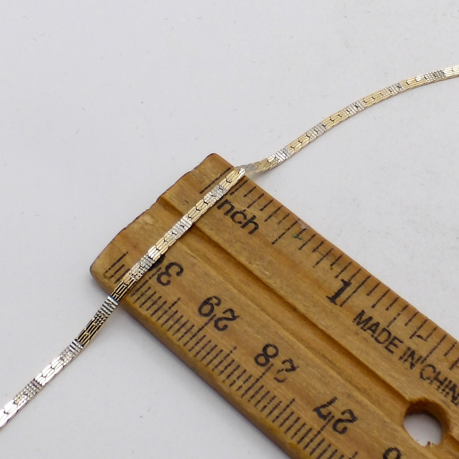 Solid 14k Gold Textured Herringbone Link Chain Necklace Two Tone Italy 24in