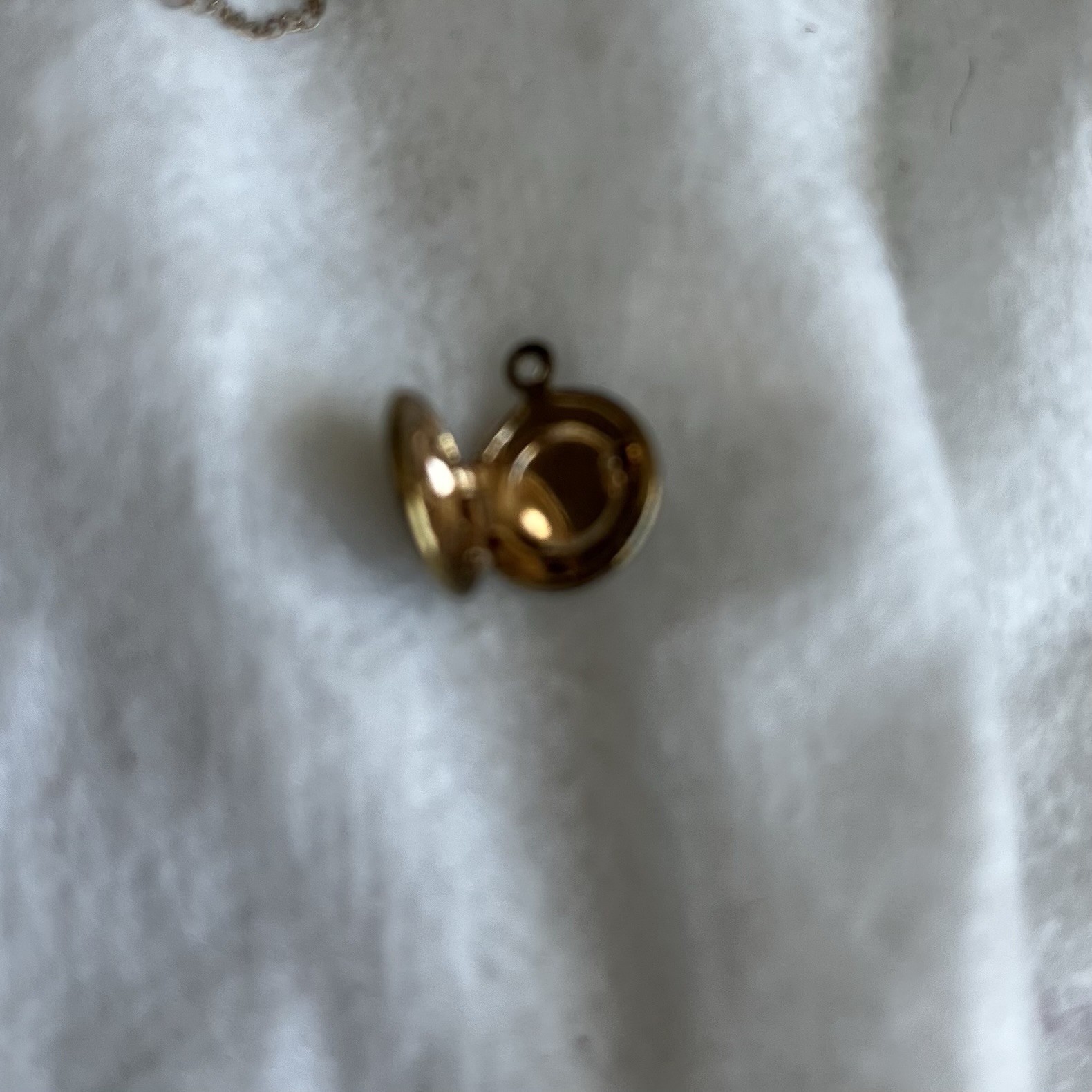 14k Gold Filled Round Locket and 18in Chain Spring Ring Adult or Child