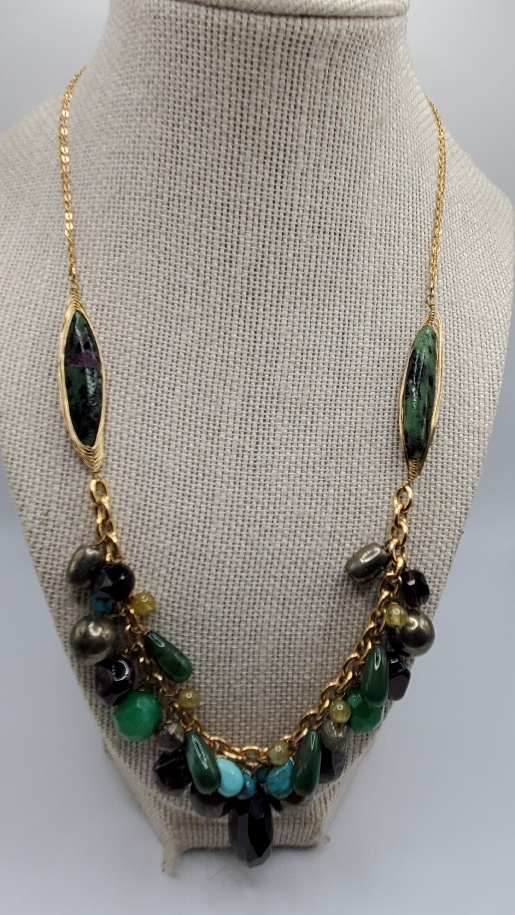 21.5″- 25″ Various Green stone and Gold Tone Wire Statement Necklace