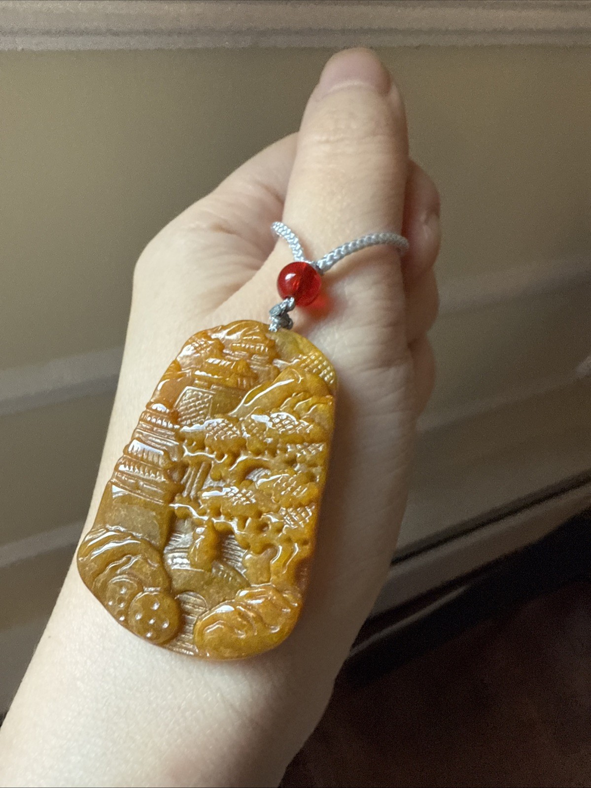 純天然翡翠A貨 untreated Myanmar Grade A Jadeite Jade 老坑滿黃翡 山水