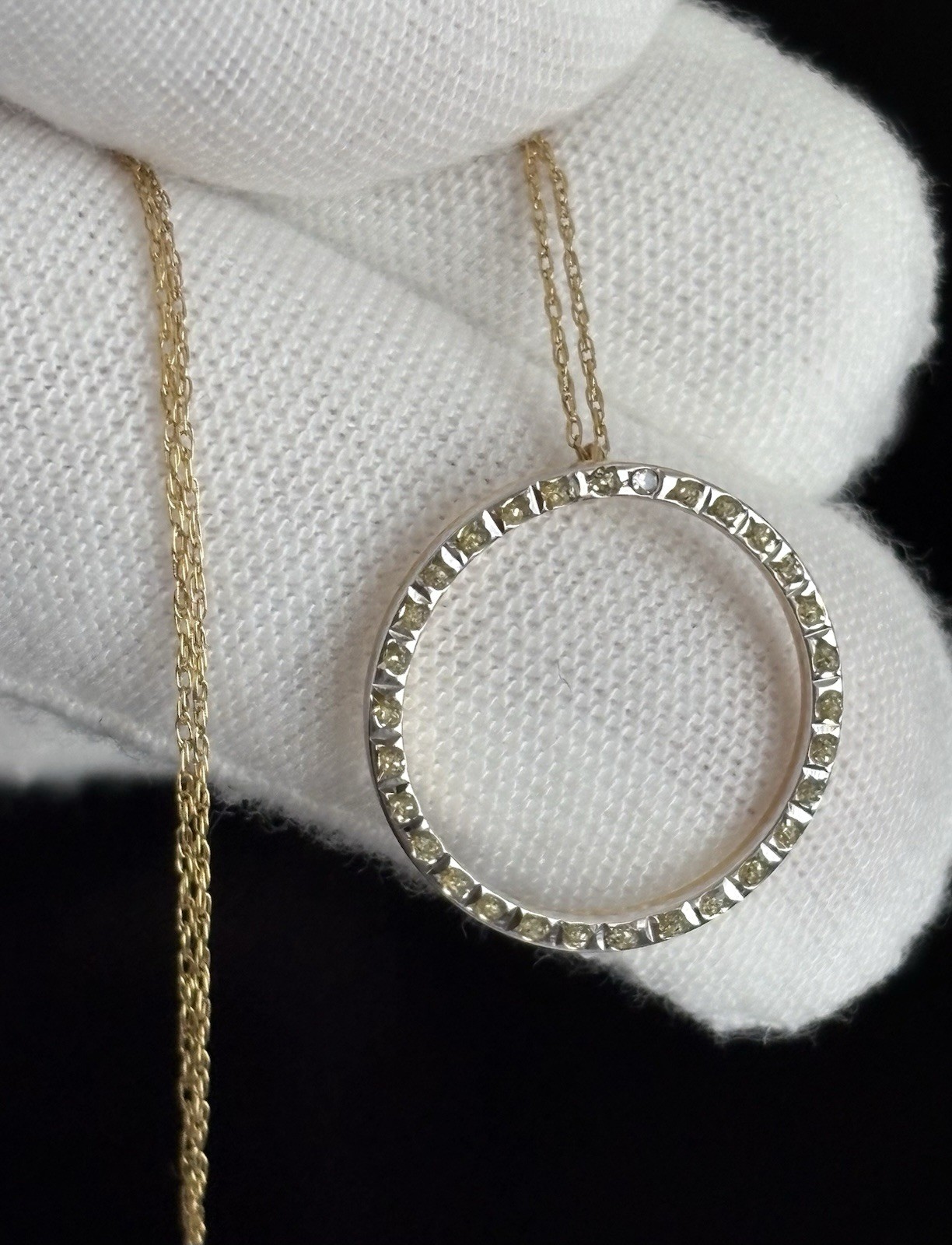 14k Yellow and White Gold Round Circle Pendant 18” Chain Necklace Designer SLC
