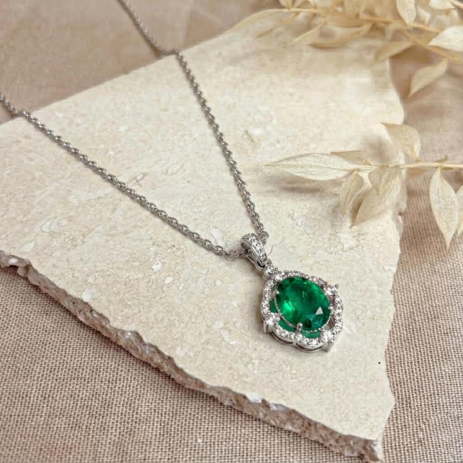 4.50 Ct Oval Cut Natural Emerald Diamond 14K White Gold Beautiful Pendant
