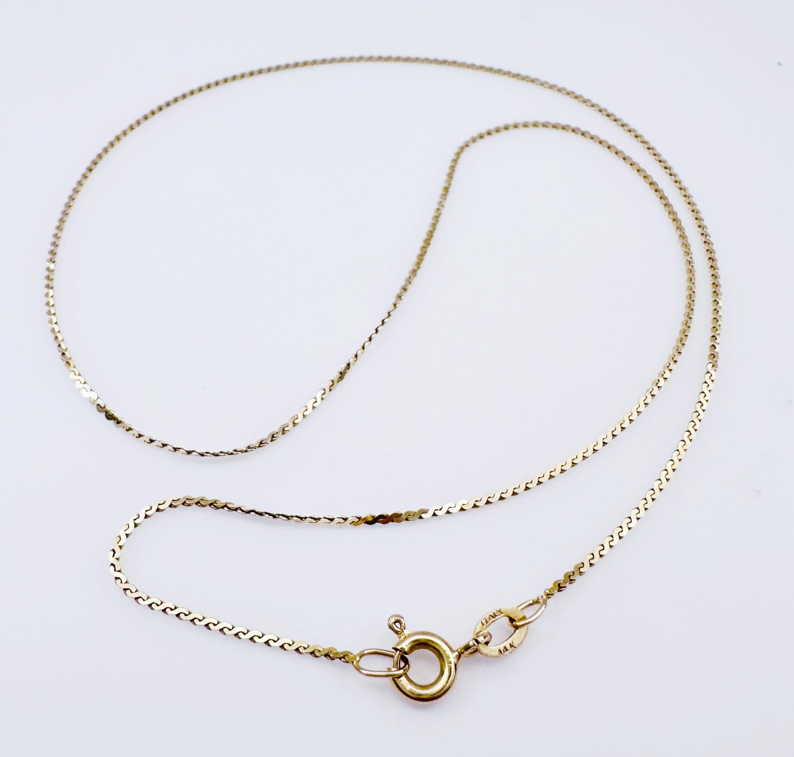 Solid 14K Yellow Gold Italian Serpentine Link Chain Necklace, 1mm, 15 1/4″, 1.5g