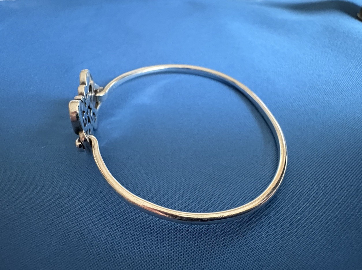 James Avery Sterling Silver Butterfly Hook On Bracelet – 2.25” in Diameter