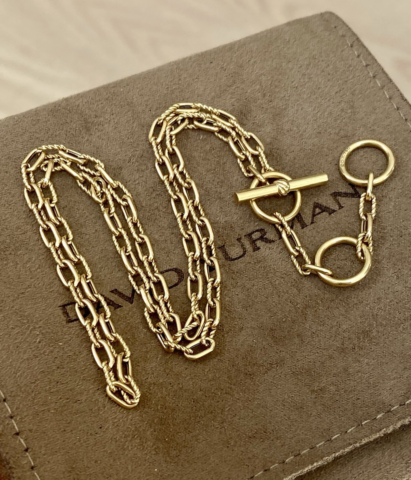 David Yurman 18K Gold Madison Necklace 3mm 17” Toggle 3 Ring Amulet Holder $4400