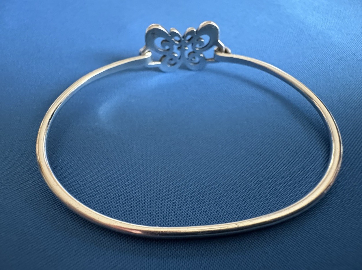 James Avery Sterling Silver Butterfly Hook On Bracelet – 2.25” in Diameter