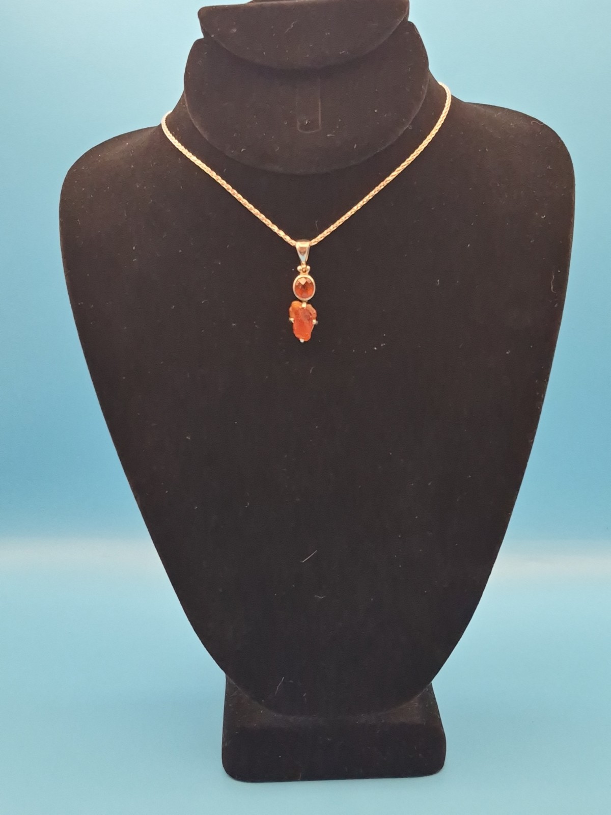Sterling Wheat Link Necklace And Garnet Pendant 30″. N115