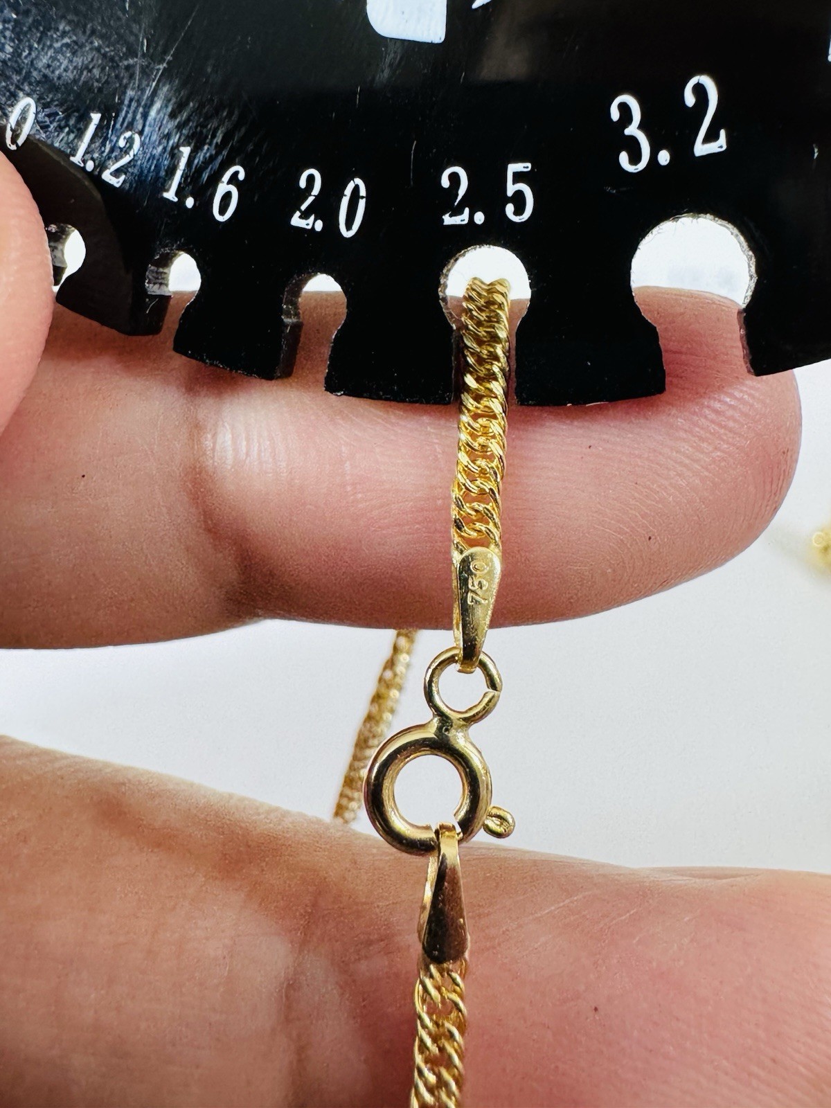 18K 750 Gold Bear Set Earring & Necklace 15.6”/16” Long 6.5g 2.2g