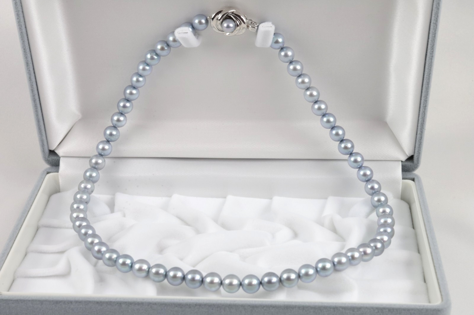 TASAKI Akoya Blue Pearl Necklace 7.0-7.5mm 17″ Silver Clasp w/ Case