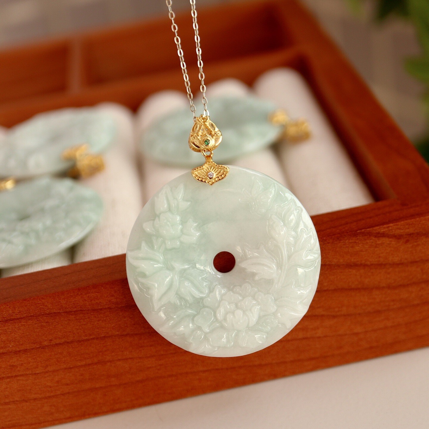 Natural Jade Round Pendant with Blossoming Wealth and Wealth Alloy Inlay