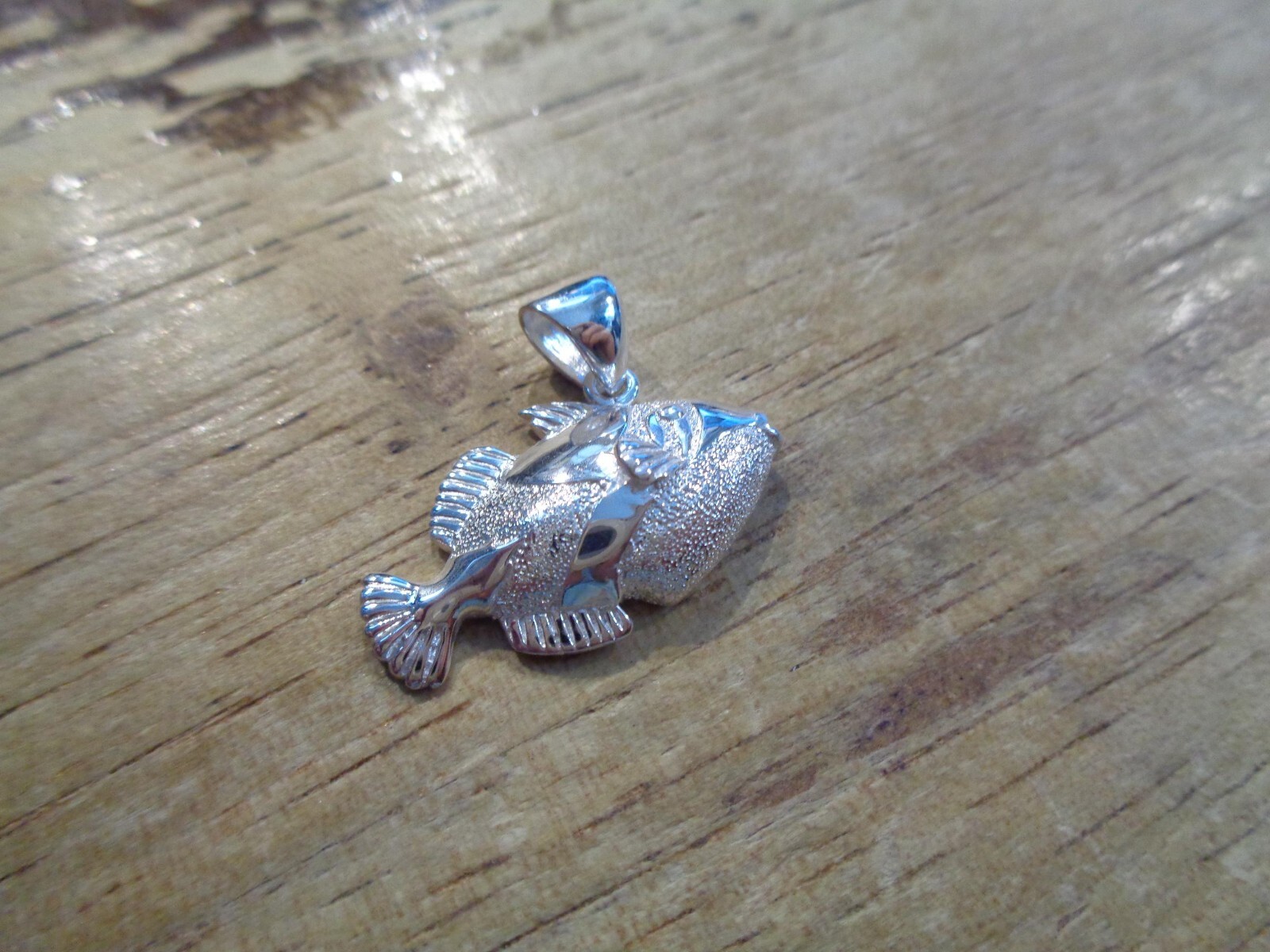 26MM SOLID 925 STER SILVER HAWAIIAN HUMUHUMUNUKUNUKUAPUAA TRIGGER FISH PENDANT