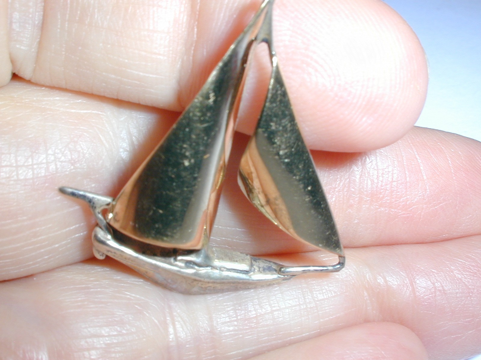 DESIGNER- T T- SAILBOAT PENDANT STERLING BOTTOM AND SOLID 14K GOLD SAILS!