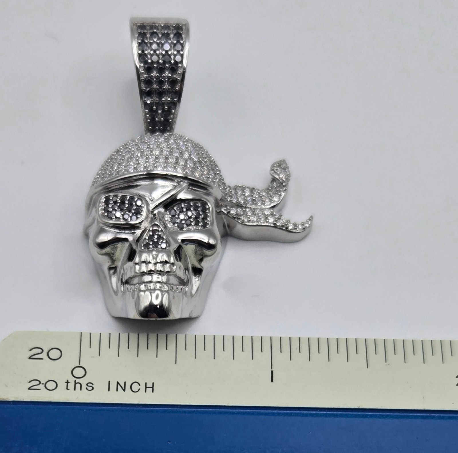 NEW 925 Sterling Silver Pirate Skull Pendant, 8.0CTW White & Black MOISSANITE