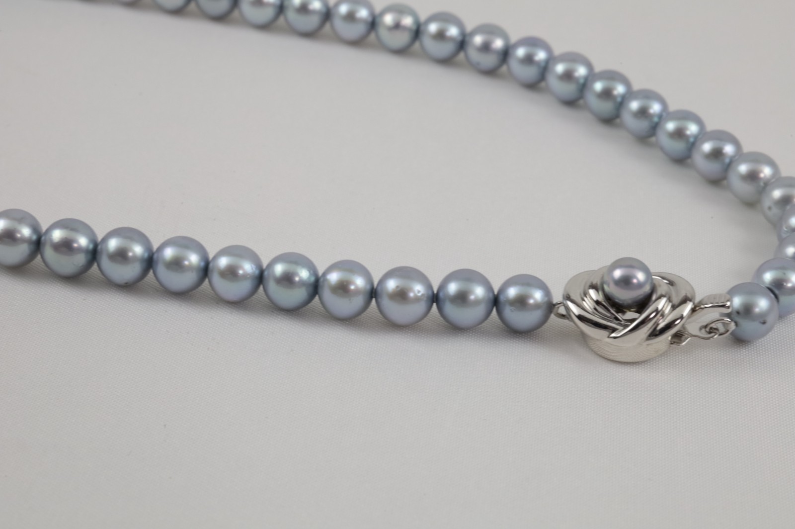 TASAKI Akoya Blue Pearl Necklace 7.0-7.5mm 17″ Silver Clasp w/ Case