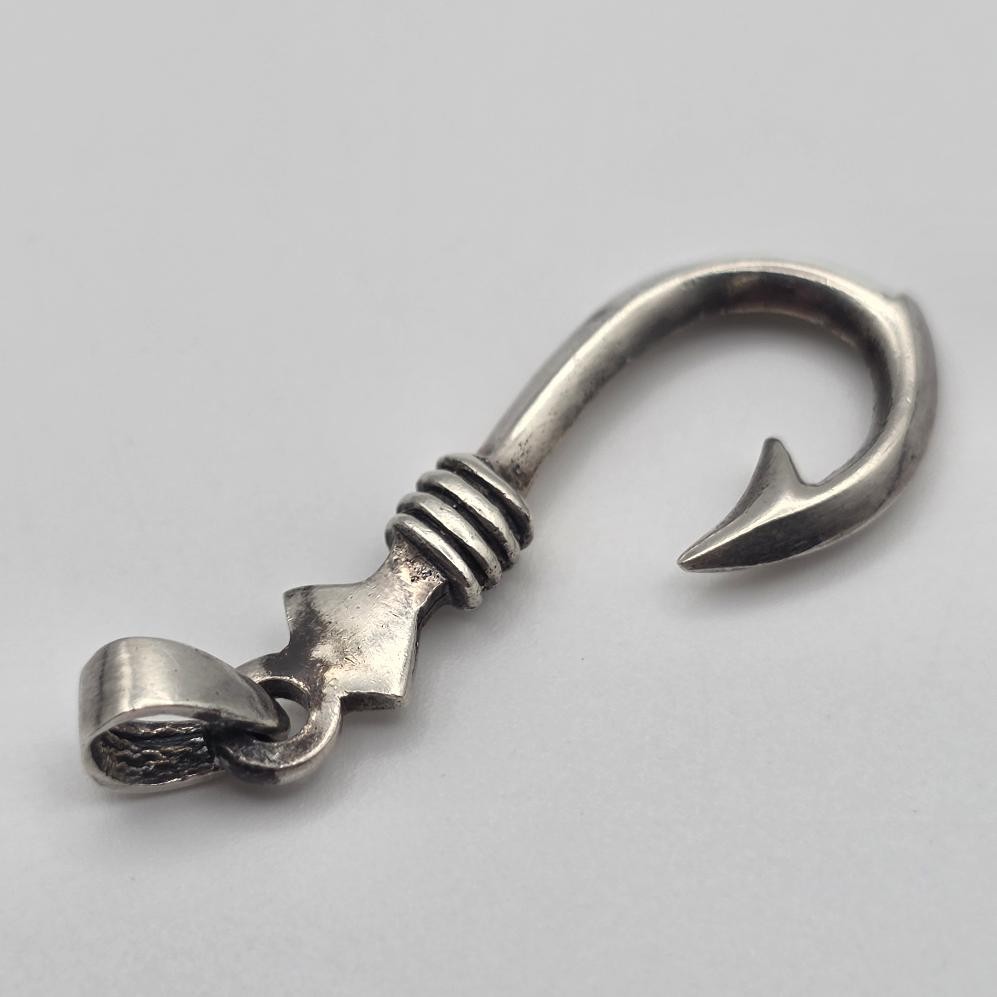 925 Sterling Silver Nautical Fish Hook Line Bait Fishing Fisherman’s Pendant