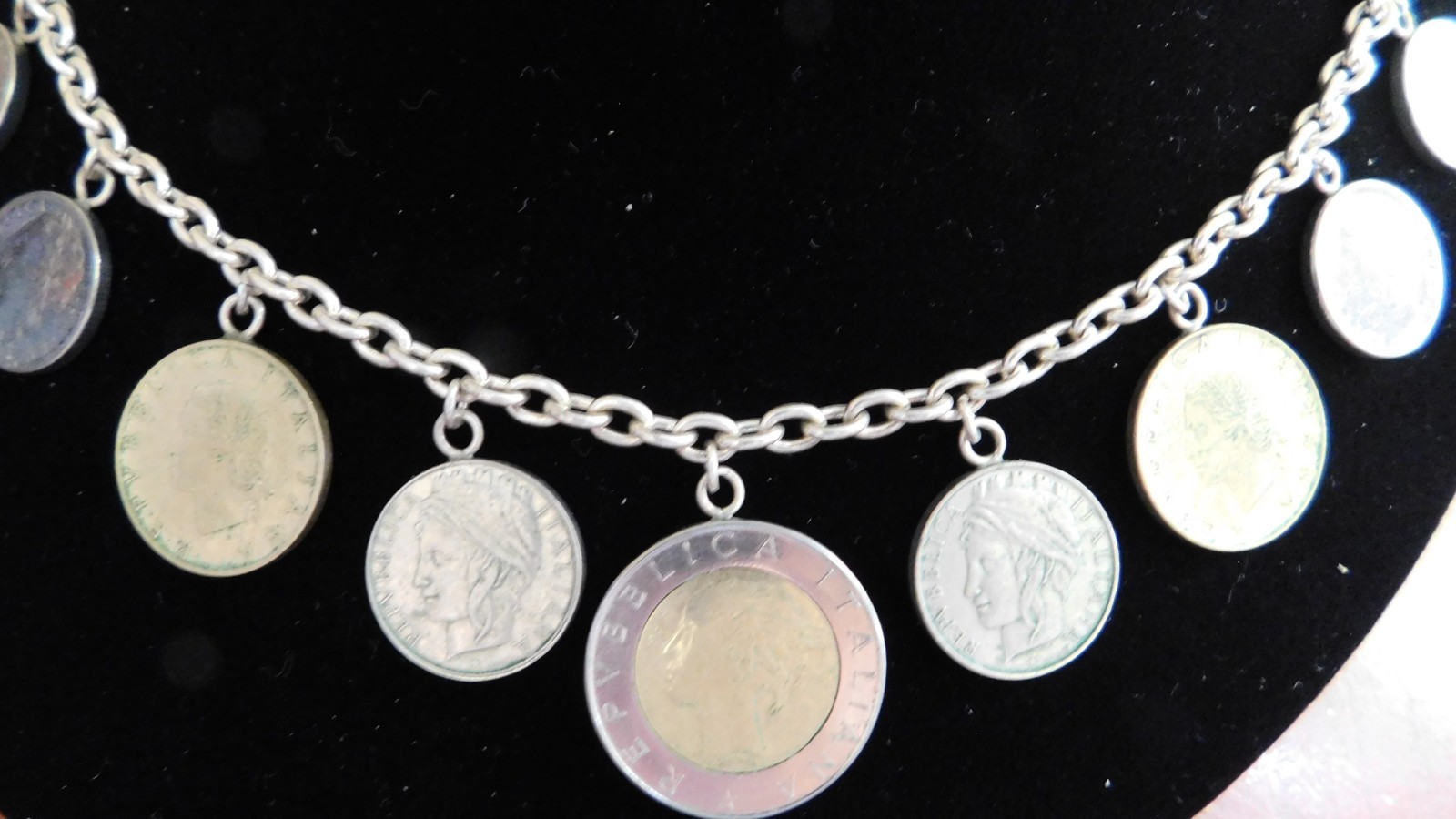 19 inch Sterling Silver Chain with 9 Italian Cons Italy Milor