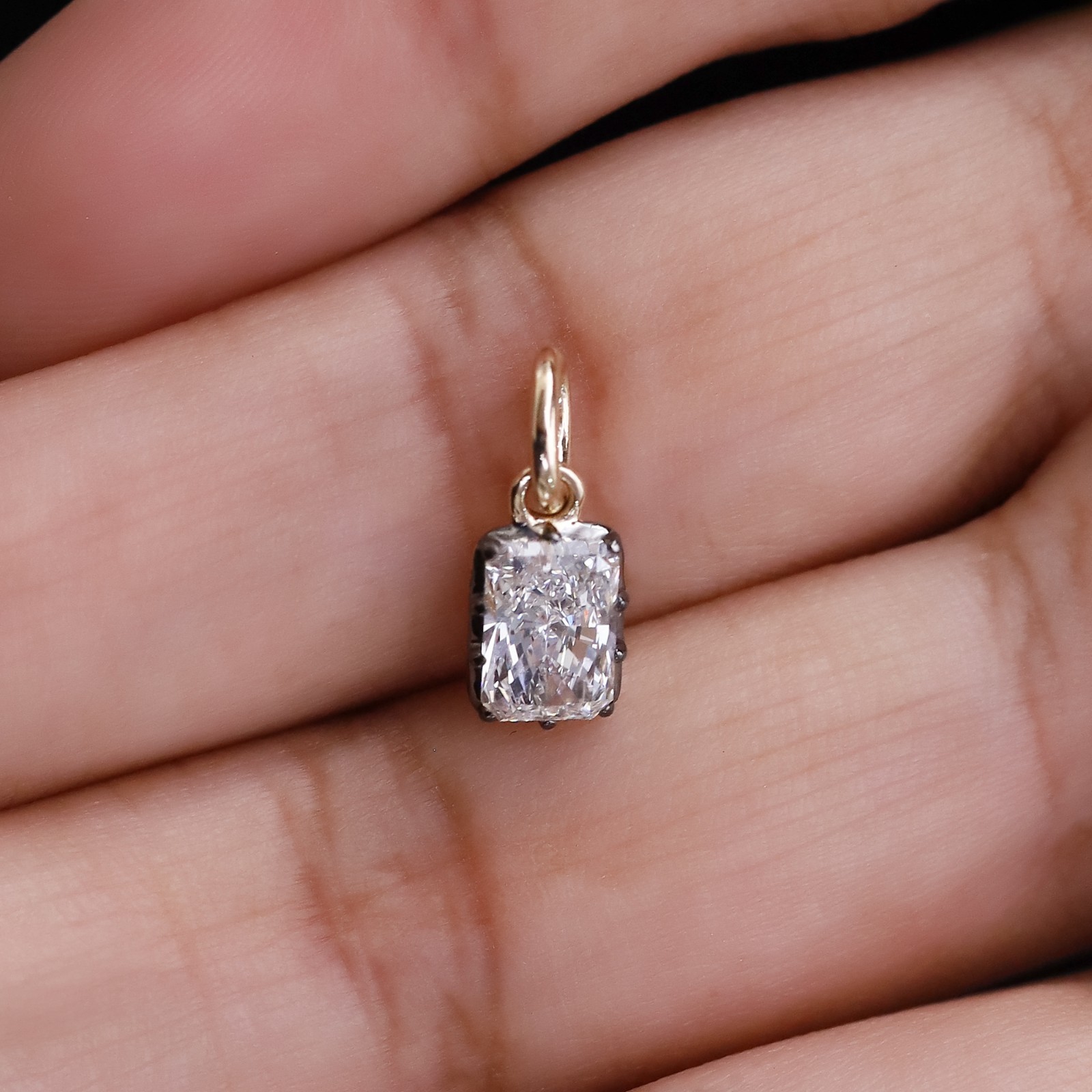 1.00 Ct Solitaire Pendant Radiant Cut Lab Grown Diamond in 14K Yellow Gold