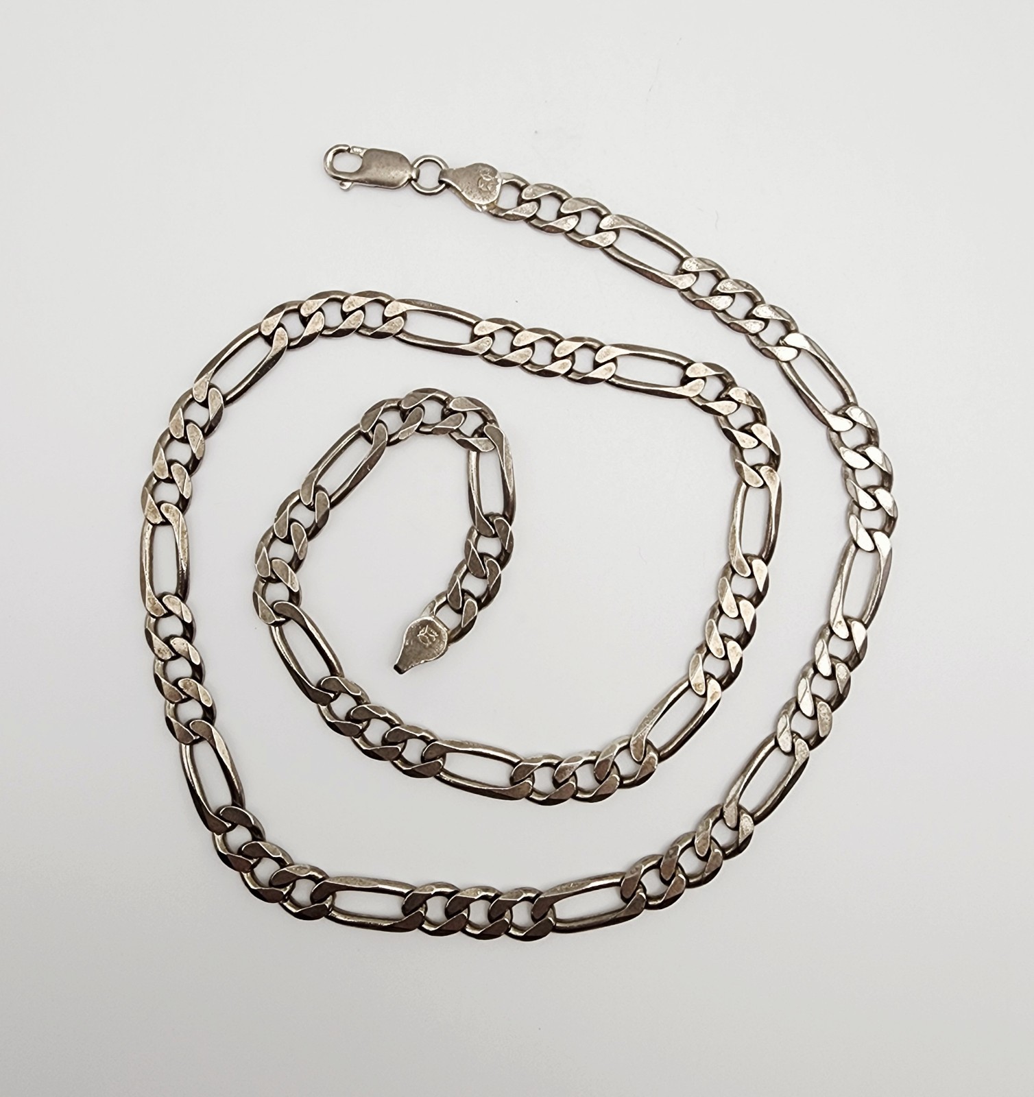 M Italy Oxidized Sterling Silver Diamond Cut Reversible Figaro Chain Necklace