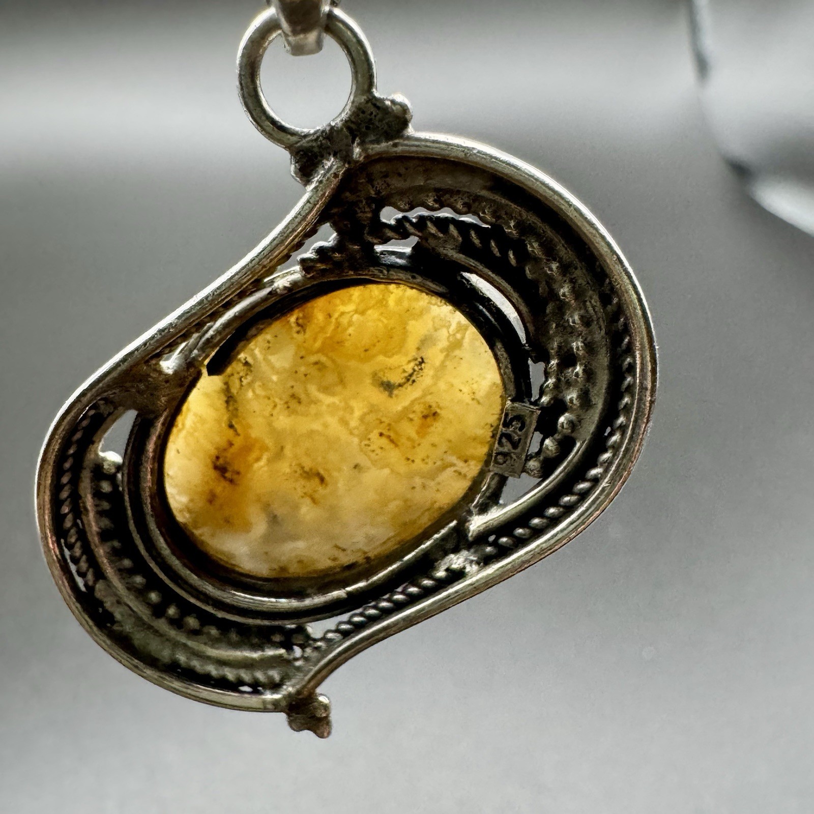 Bezel Set Jasper Cabochon Stone In Detailed Silver With 18in NB India Box Chain