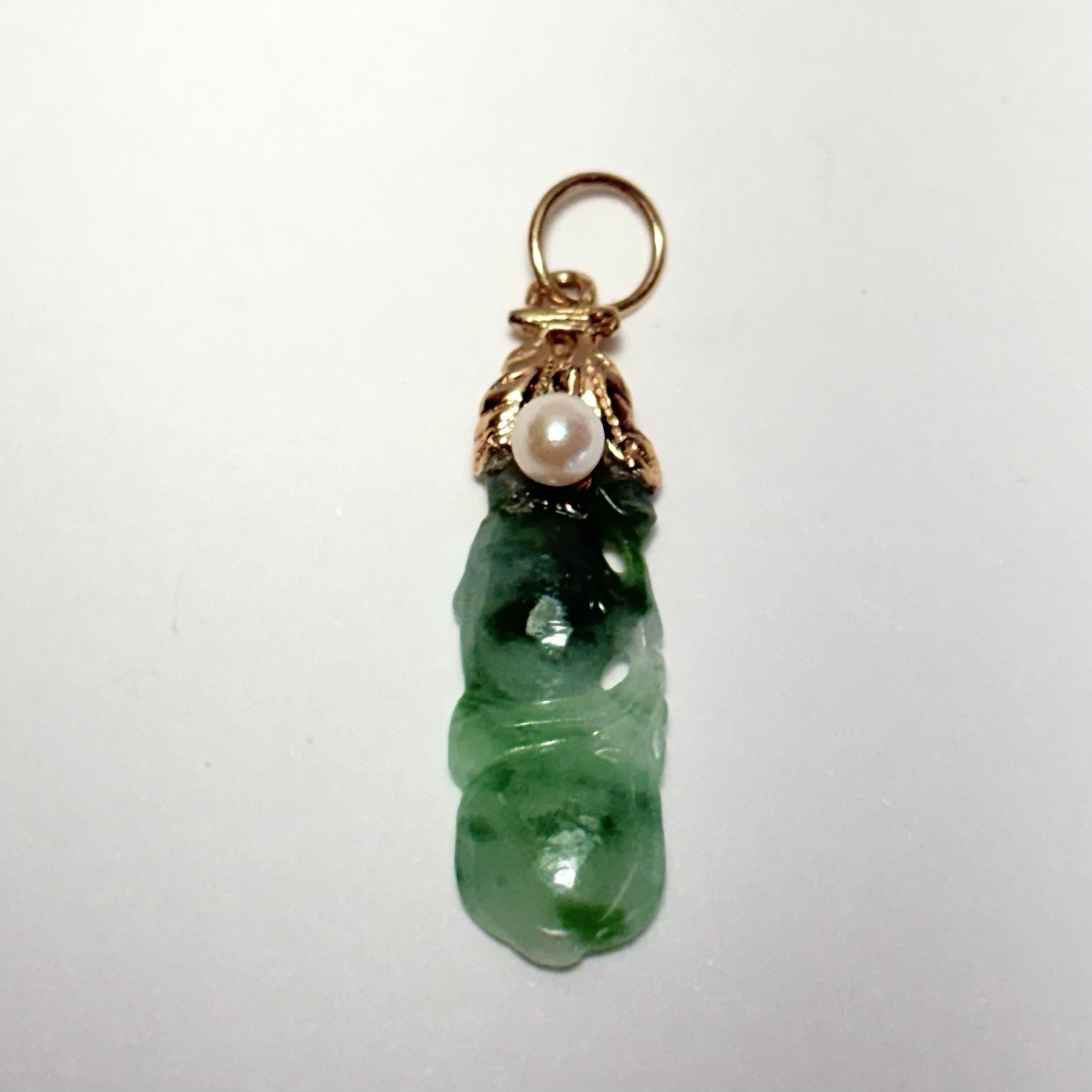14K Yellow Gold Moss-in-Snow Jade Chinese Gourd Leaf Pearl 21mm Pendant 0.87g