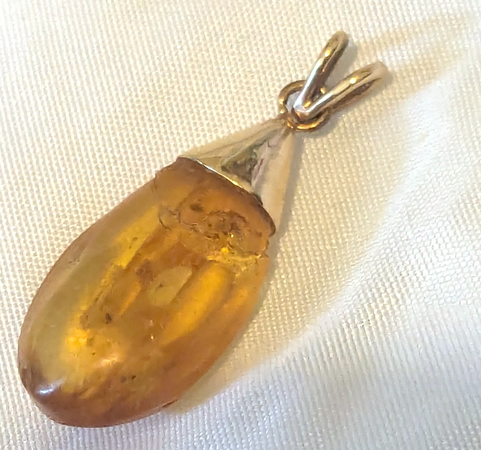 Estate Vintage 10kt Gold Yellow Amber Cabochan Pendant 2.5g 7.5ct 1.25″