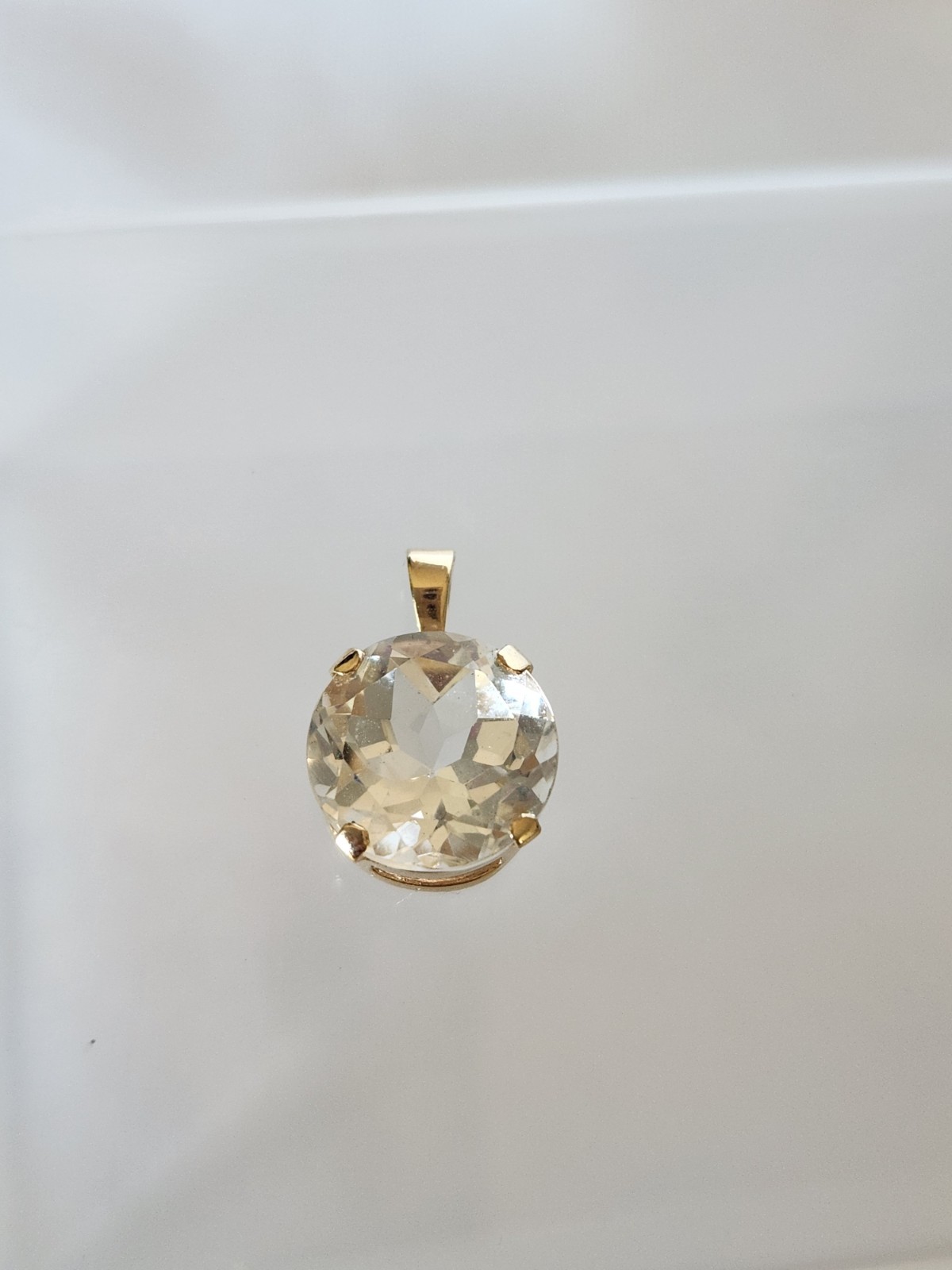 14K Yellow Gold Round Small PENDANT With Clear Topaz – Tested