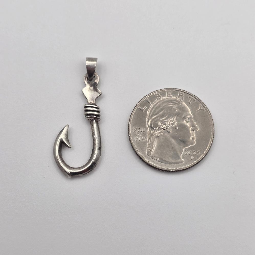 925 Sterling Silver Nautical Fish Hook Line Bait Fishing Fisherman’s Pendant