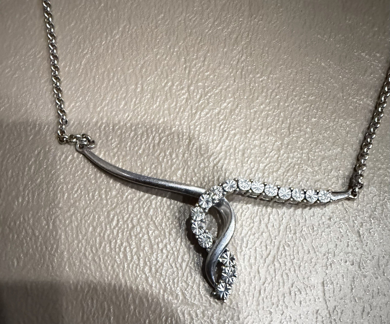 RL The Richline Group Sterling Silver 8 Small Diamonds Journey 18″ 925 Necklace