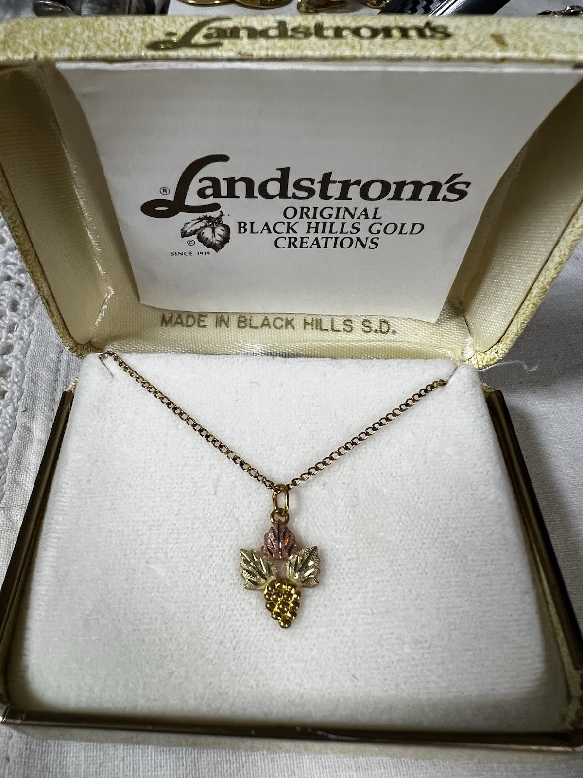 Landstrom’s Black Hills Gold Grape Leaf Charm Pendant 12k Gold Filled Chain