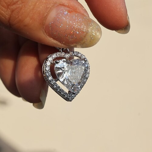 3.10 Ct Heart-Cut EF/VS1 Lab Grown Diamond Halo Necklace Pendant 14k White Gold