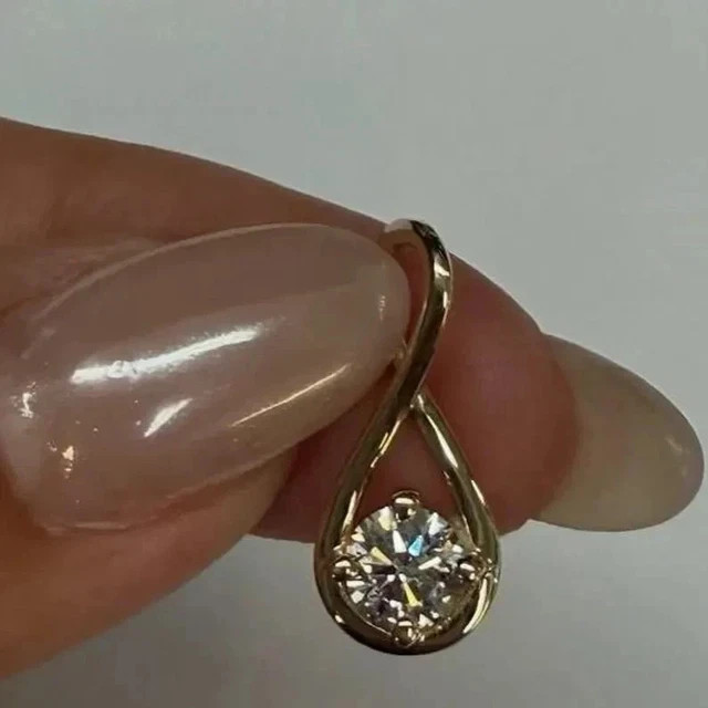 14k Yellow Gold Plated 1.00Ct Round Cut Lab Grown Diamond Women’s Pendant Silver
