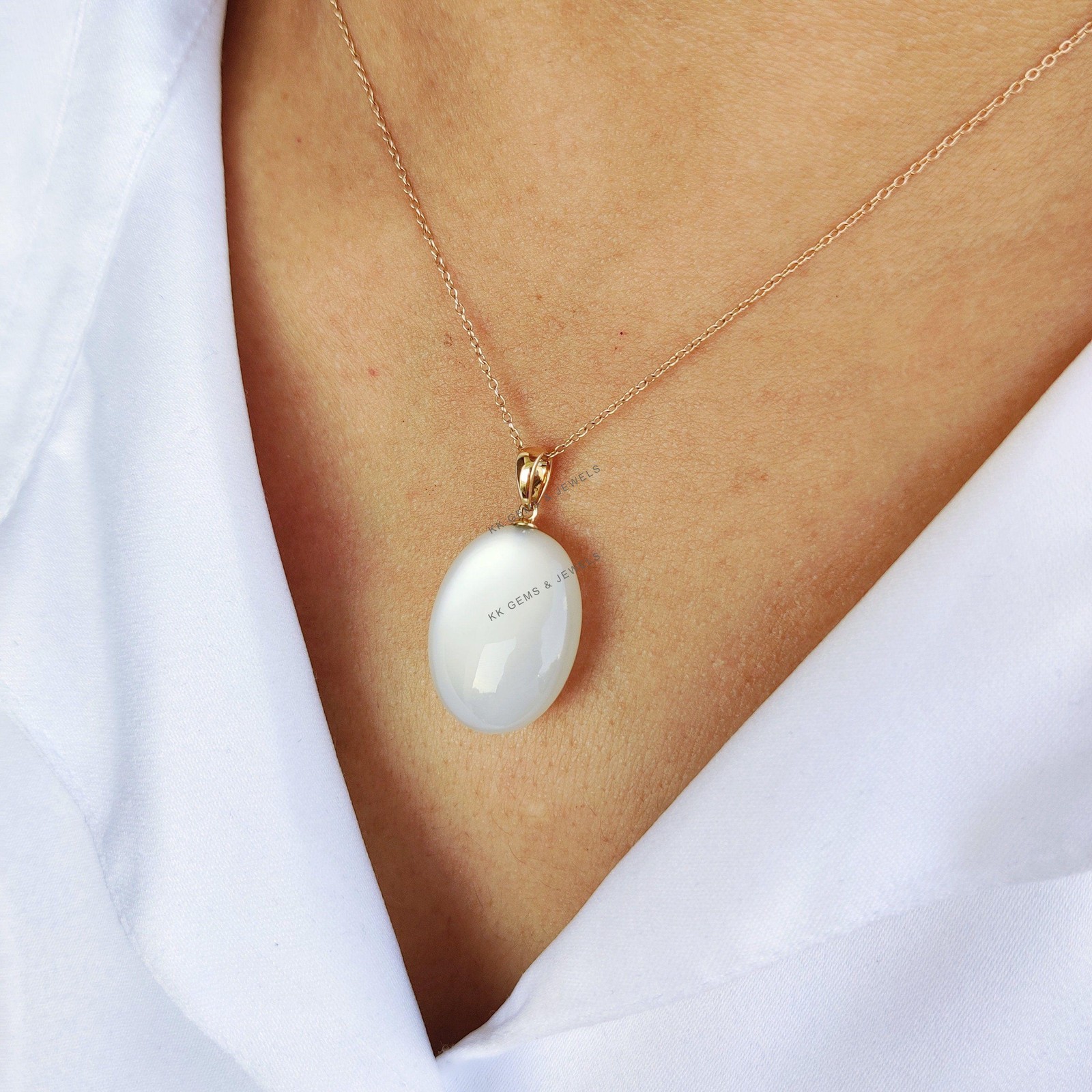 26.32ct Natural White Moonstone Pendant 14K Gold Minimalist June Birthstone