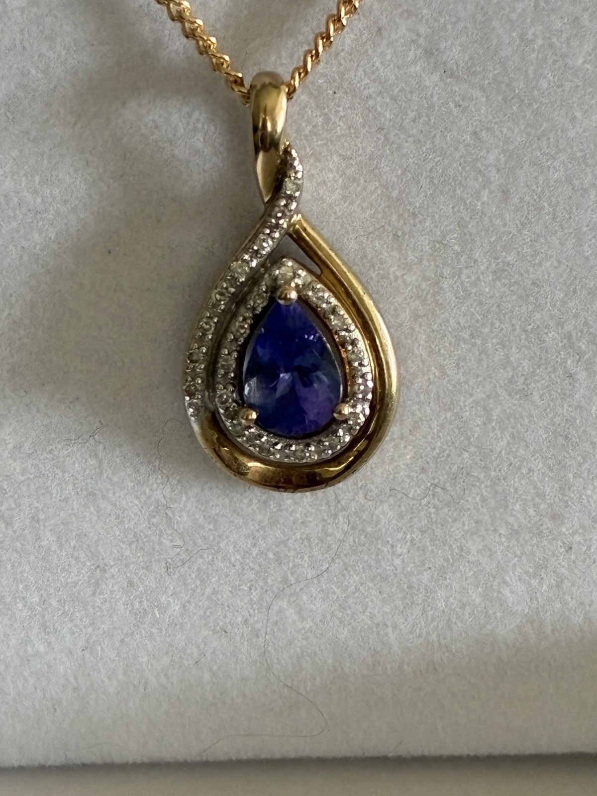 tanzanite pendant