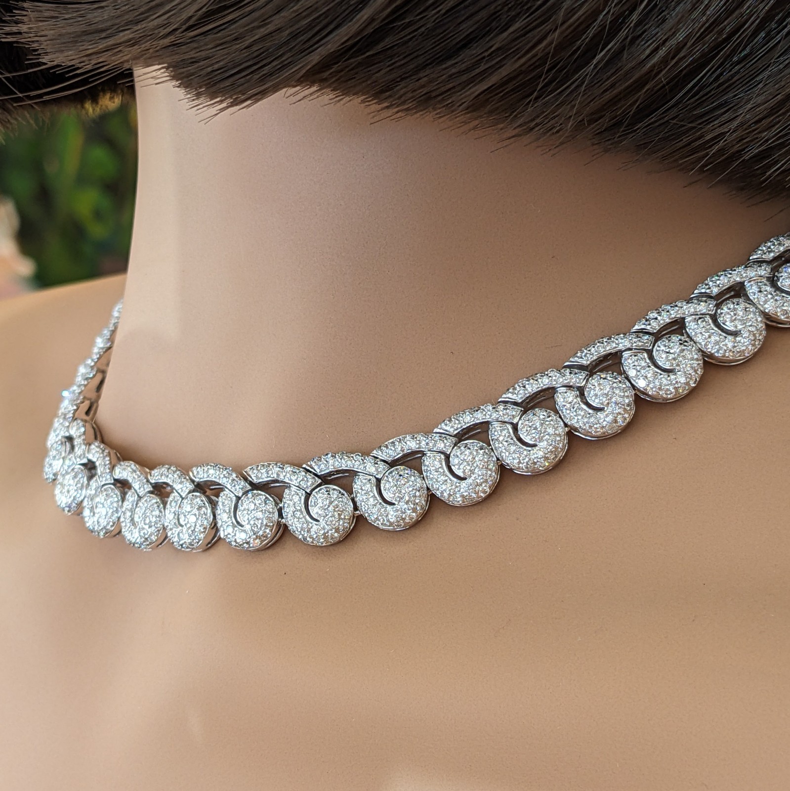 Pave Diamond Scroll Link Choker Necklace in 18k White Gold- HM2800SE