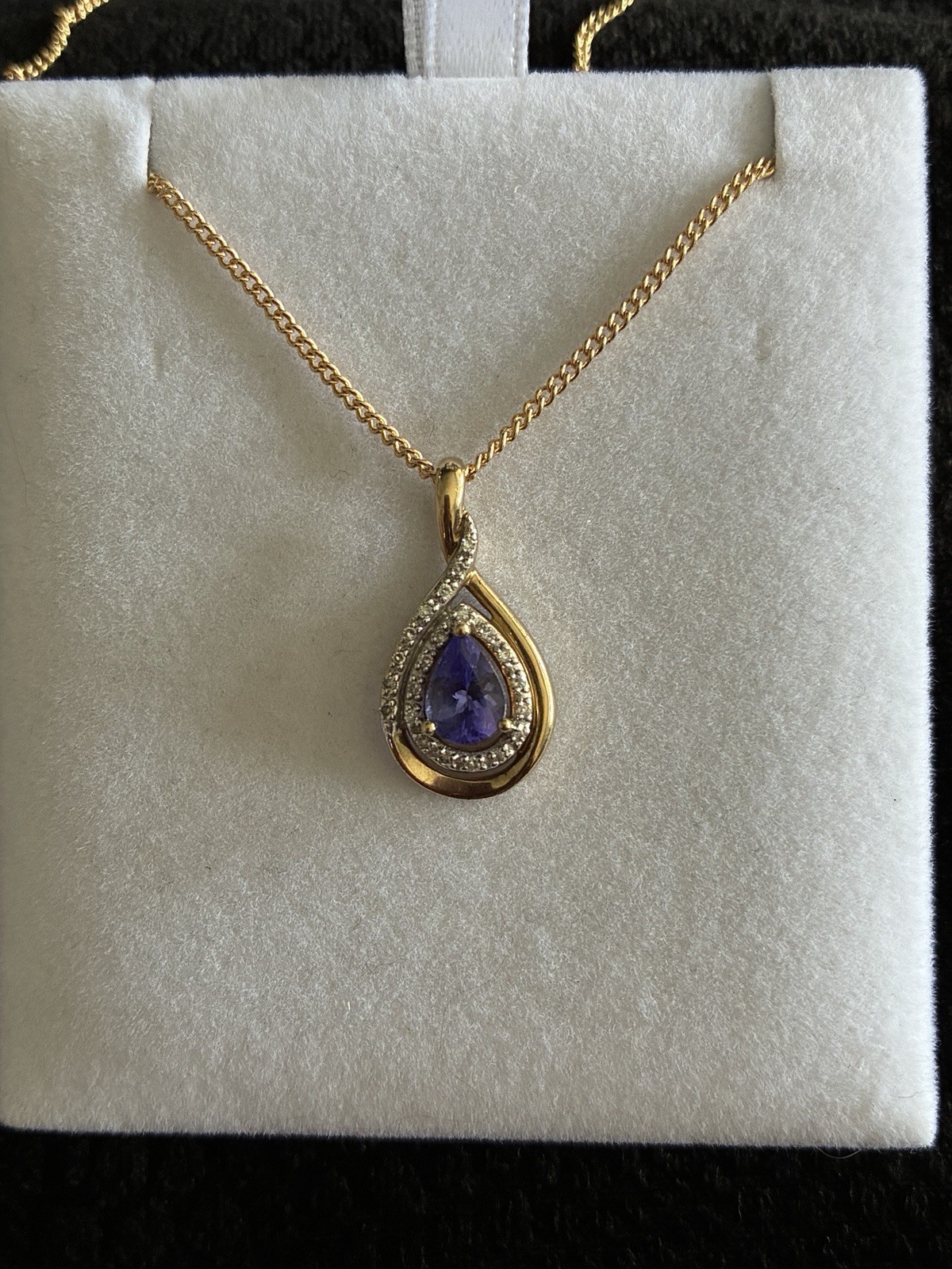 tanzanite pendant