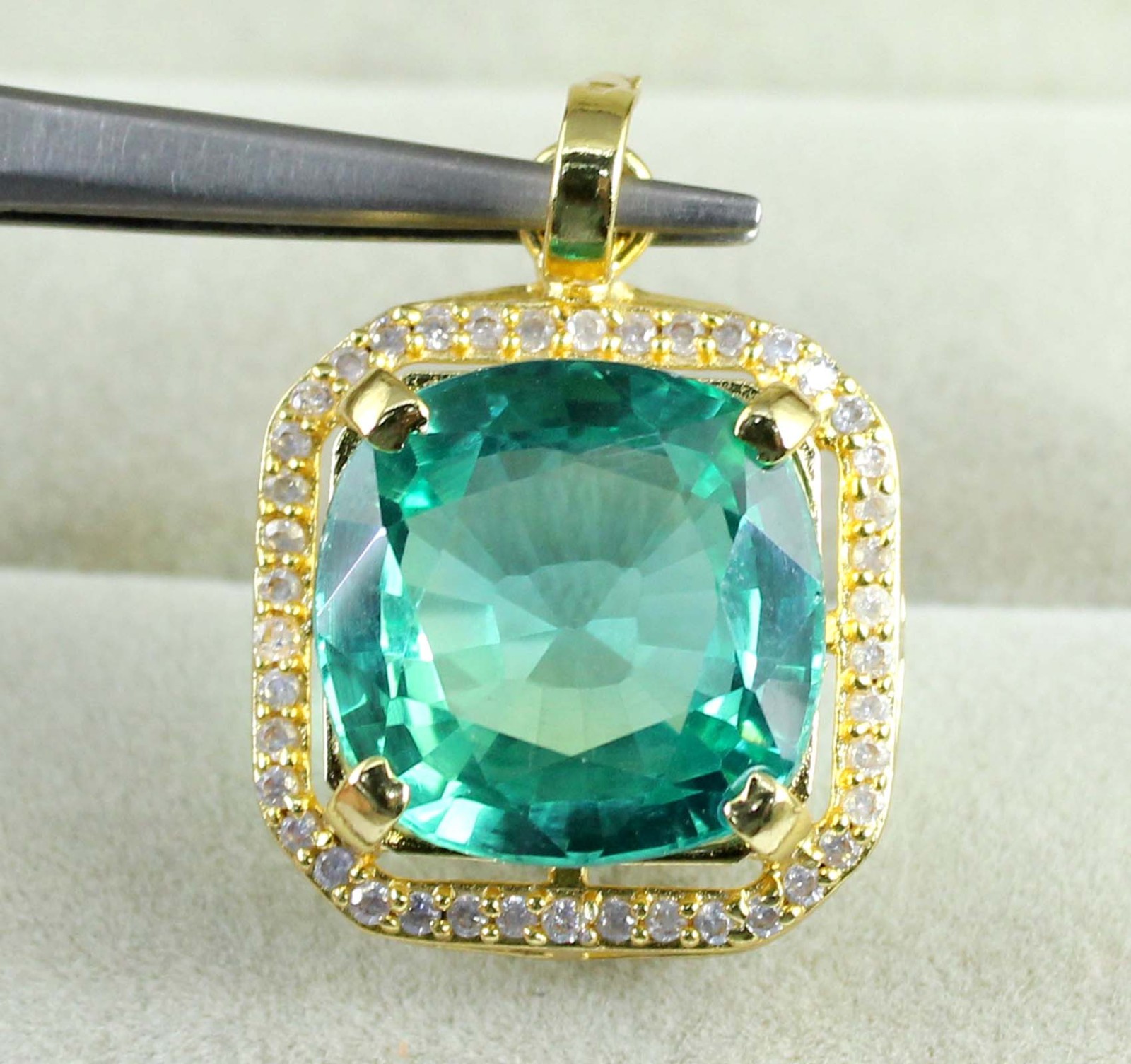 Certified Natural Bi Color Parti Sapphire 19.84 Carat Cushion Gemstone Pendant